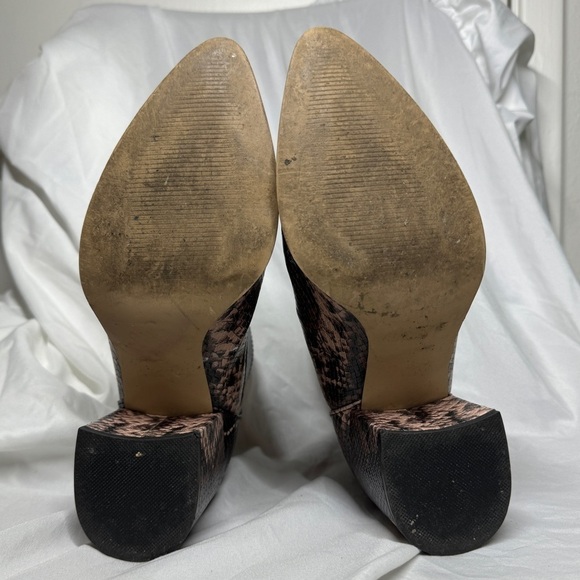 Steve Madden Jillian Mocha Multi Heeled Reptile Snake Print Brown Bootie Size 7 - Picture 9 of 13